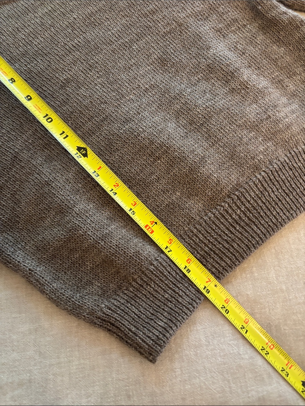 Cropped Puff-Sleeve Crewneck Sweater - Brown - Picture 6 of 9